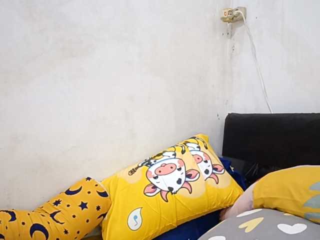AmeliaAllTheWay live webcam show