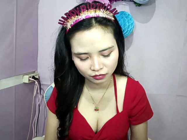 SalleyMcneese live cam on BongaCams