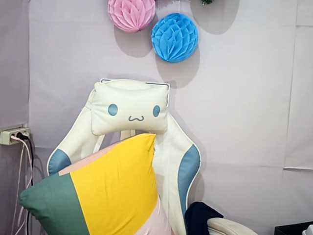 SalleyMcneese live cam on BongaCams