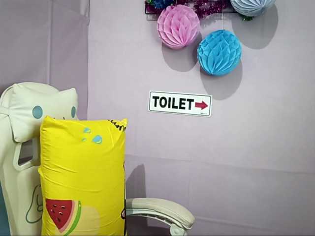 SalleyMcneese live cam on BongaCams
