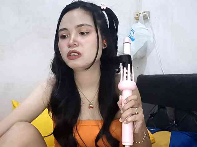 ValerieHofmann webcam