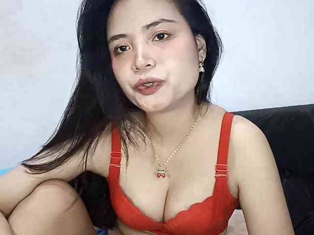 AmeliaAllTheWay webcam