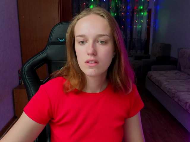 le modèle evallusion est en webcam porno dans un show sur le site bongacams, il possède les tags suivants: White/Caucasian,Redhead,Shaved