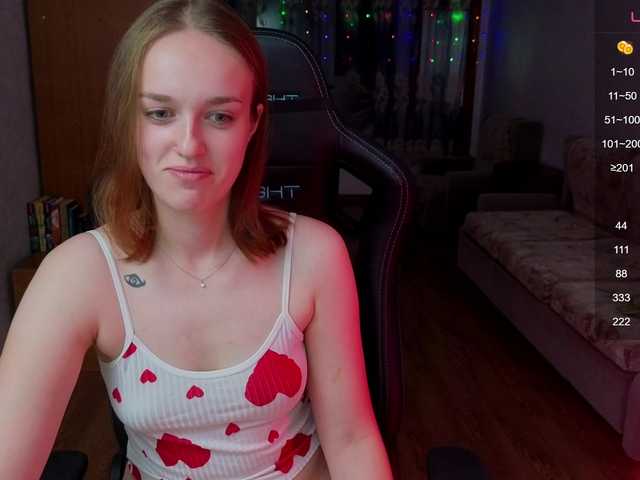 evallusion live cam on BongaCams