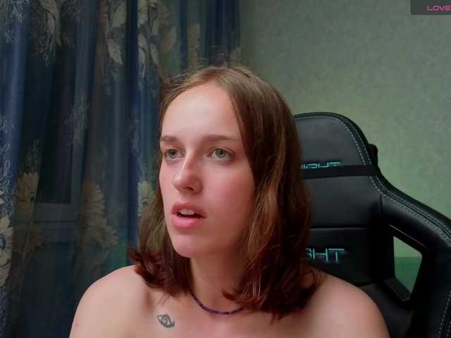 evallusion live cam on BongaCams