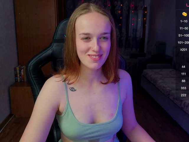 evallusion live cam on BongaCams