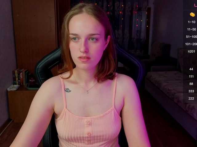 evallusion live cam on BongaCams
