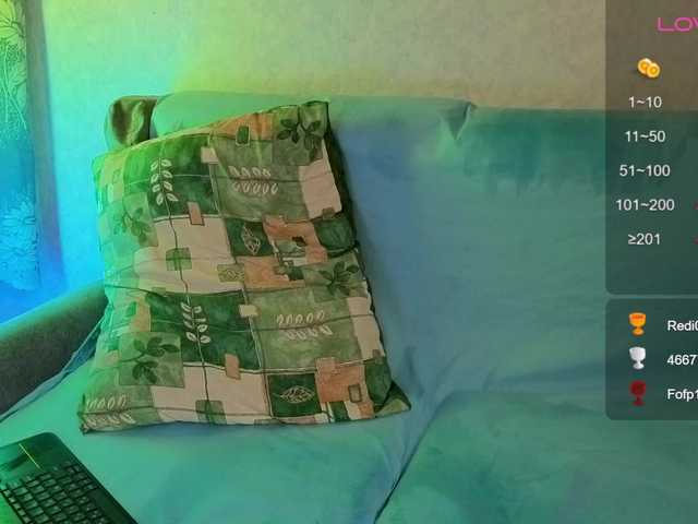 evallusion live cam on BongaCams