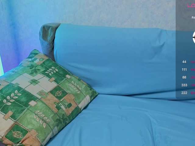 evallusion live cam on BongaCams