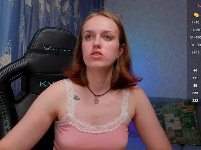 evallusion live cam on BongaCams