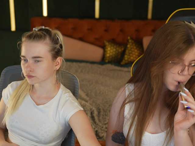 Sex chat gratuit in direct cu OrlyFlameTeam pe BongaCams