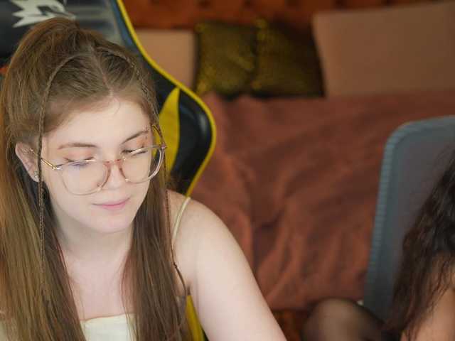 OrlyFlameTeam live cam on BongaCams