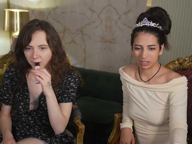 OrlyFlameTeam live cam on BongaCams