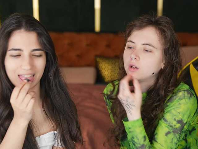 OrlyFlameTeam live cam on BongaCams