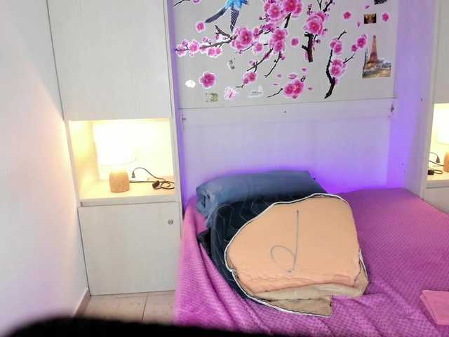 TaylorBloom live cam on BongaCams