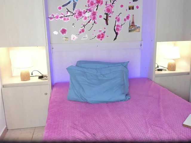 TaylorBloom live cam on BongaCams