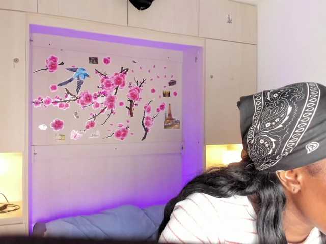 TaylorBloom live cam on BongaCams