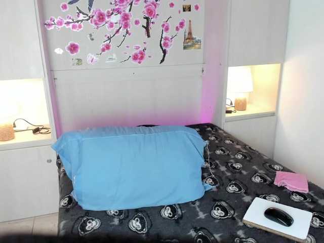 TaylorBloom live cam on BongaCams