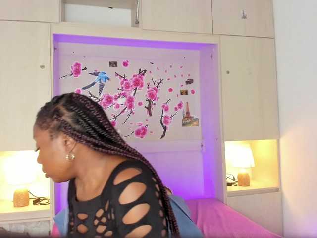 TaylorBloom live cam on BongaCams