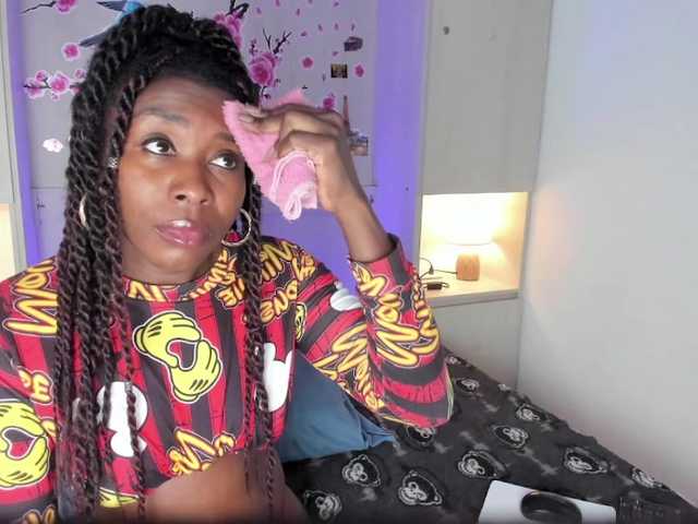 TaylorBloom live cam on BongaCams