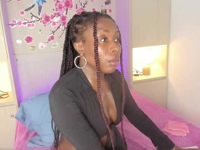 TaylorBloom live cam on BongaCams