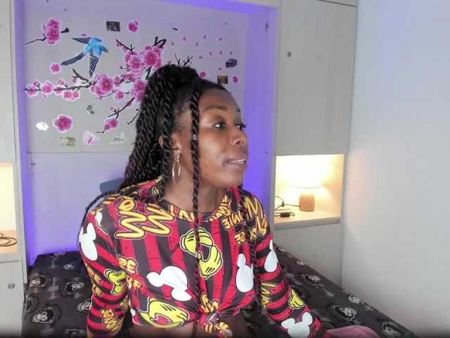 TaylorBloom live cam on BongaCams