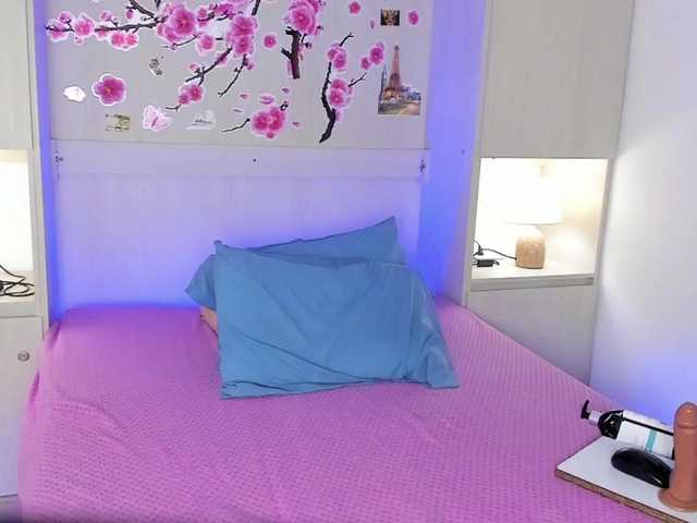 TaylorBloom live cam on BongaCams