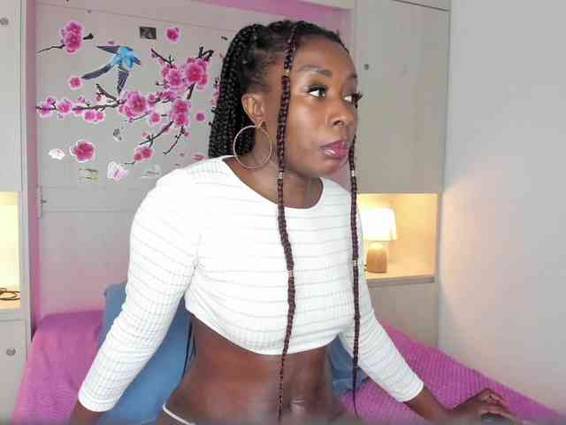 TaylorBloom webcam