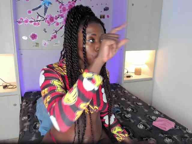 TaylorBloom webcam