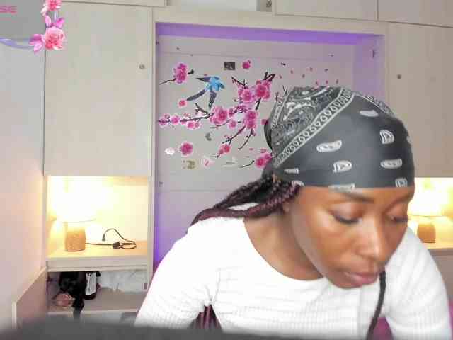 live chat room TaylorBloom