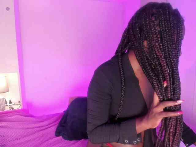TaylorBloom webcam