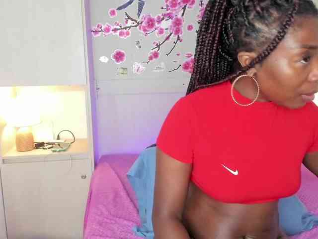 TaylorBloom webcam
