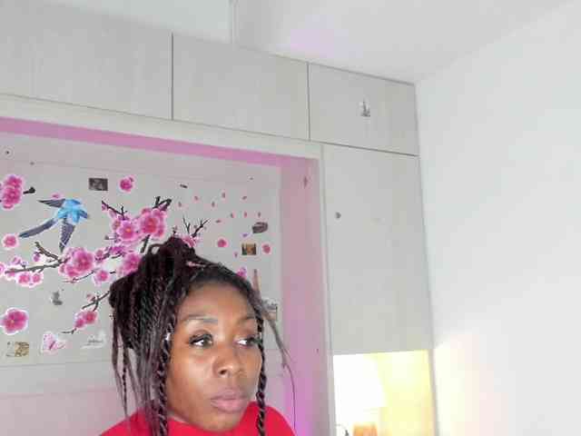 TaylorBloom webcam