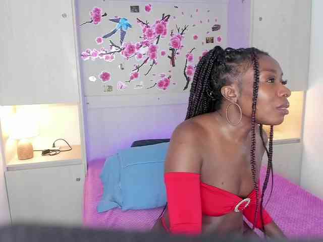 TaylorBloom webcam