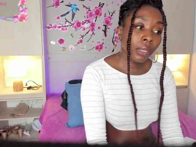 TaylorBloom webcam