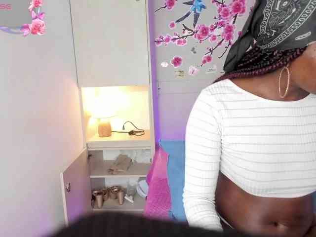 TaylorBloom webcam
