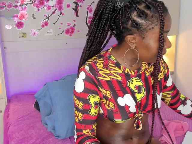 TaylorBloom webcam
