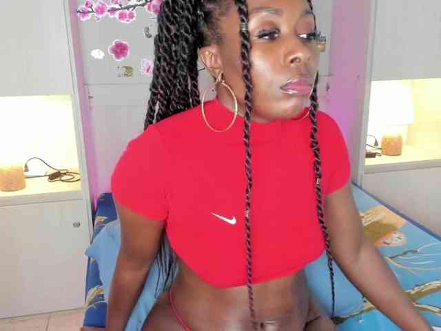 TaylorBloom webcam