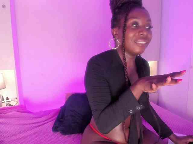 TaylorBloom webcam