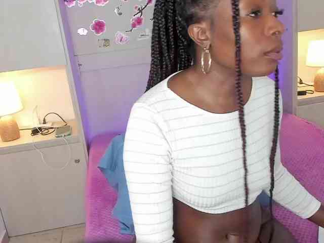 TaylorBloom webcam