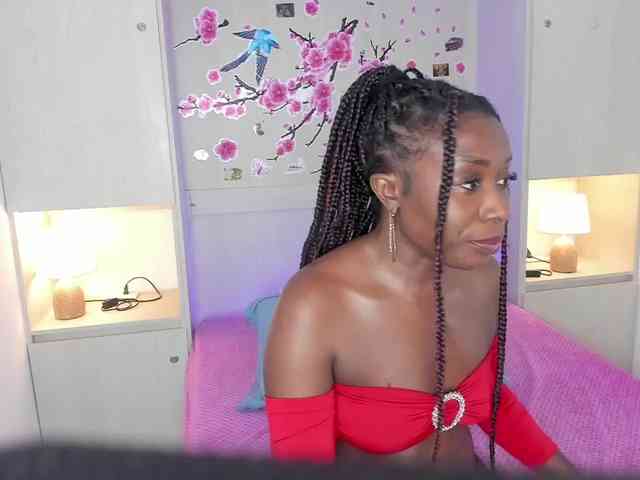 TaylorBloom webcam