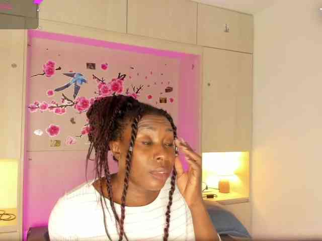 TaylorBloom webcam
