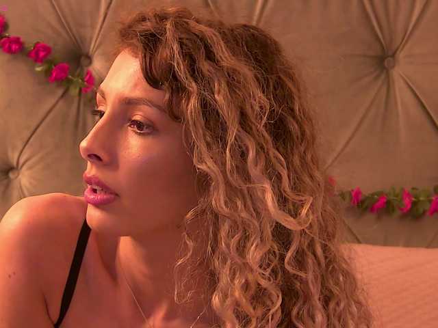 YasmineAlStar live cam on BongaCams