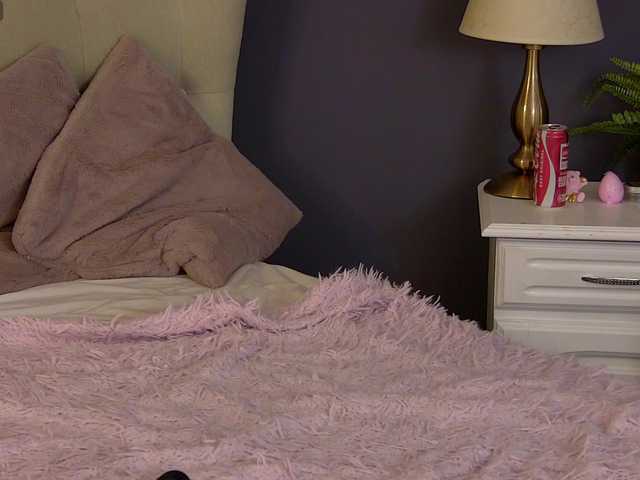 YasmineAlStar live cam preview