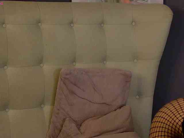 YasmineAlStar webcam
