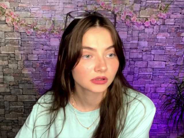 mayrollins live cam on BongaCams