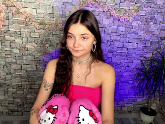 mayrollins live cam on BongaCams