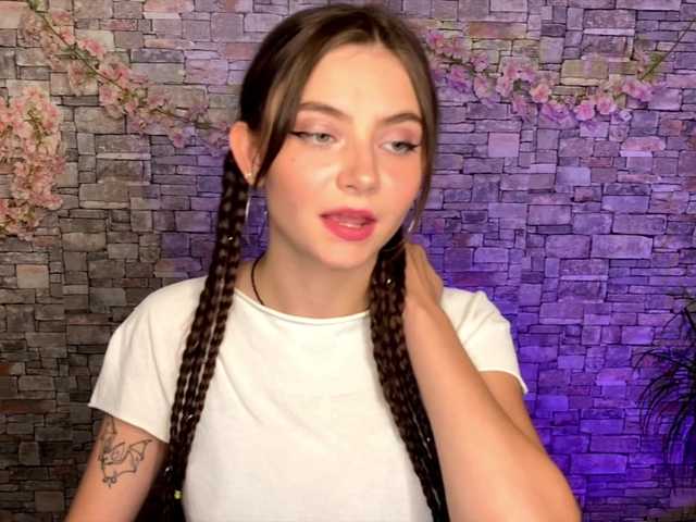 mayrollins live cam on BongaCams