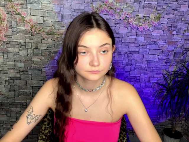 mayrollins live cam on BongaCams