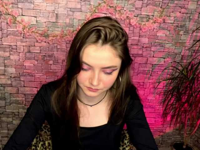 mayrollins live cam on BongaCams